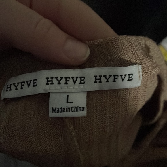 Cropped lightweight sweater - Picture 2 of 2